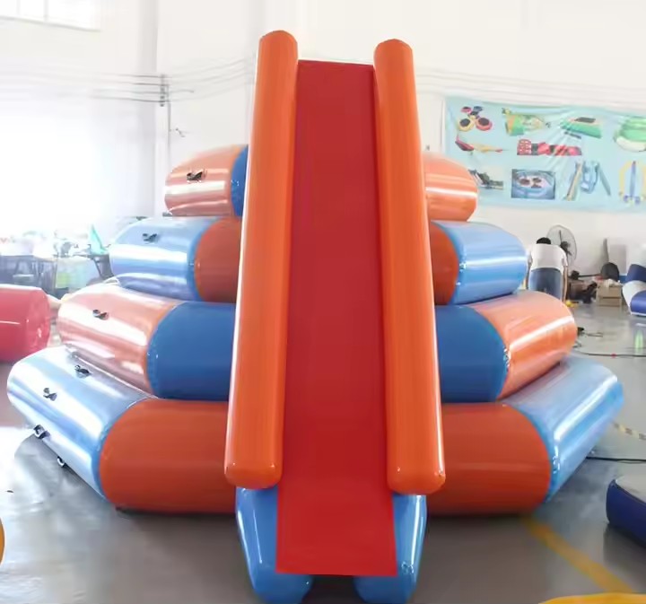 Felfújható mászóka csúszdával - Image 3